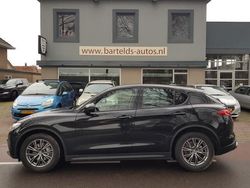 Zwart Gebruikt 2018 Alfa Romeo Stelvio Super SUV | € 24.950