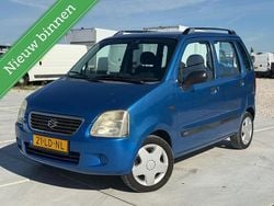 Blauw Gebruikt 2002 Suzuki Wagon R GLS Hatchback | € 1.850 (Eerlijke prijs)