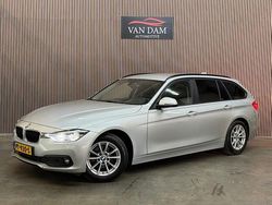 Grijs Gebruikt 2017 BMW 320 Executive Stationwagen | € 16.900 (Super prijs)