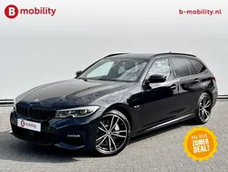 Zwart Gebruikt 2022 BMW 330 Stationwagen | € 34.695 (Eerlijke prijs)