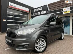 Grijs Gebruikt 2018 Ford Tourneo Courier Style MPV | € 11.800 (Eerlijke prijs)