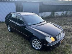 Zwart Gebruikt 2006 Mercedes C180 Elegance Stationwagen | € 4.750