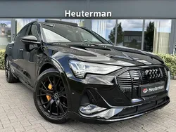 Zwart Gebruikt 2023 Audi e-tron Sportback Black Edition SUV | € 48.950 (Eerlijke prijs)