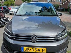 Grijs Gebruikt 2016 VW Touran Highline MPV | € 12.950 (Goede deal)