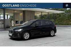 Zwart Nieuw 2025 BMW 220 Active Tourer Shadowline MPV | € 49.278 (Iets duurder)