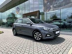 Grijs Gebruikt 2019 Hyundai i20 Sedan | € 12.950 (Iets duurder)
