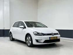 Wit Gebruikt 2018 VW e-Golf Hatchback | € 10.949 (Eerlijke prijs)