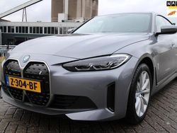 Grijs Gebruikt 2024 BMW i4 Executive Sedan | € 40.950 (Goede deal)