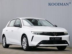 Wit Gebruikt 2023 Opel Astra Hatchback | € 19.950 (Eerlijke prijs)