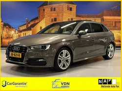 Grijs, metallic lak Gebruikt 2016 Audi A3 Sportback S-Line Hatchback | € 16.750 (Eerlijke prijs)
