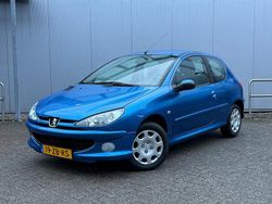 Blauw Gebruikt 2007 Peugeot 206 Forever Hatchback | € 2.950