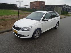 Wit Gebruikt 2015 Skoda Fabia Style Stationwagen | € 4.795 (Super prijs)