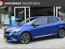 Blauw Gebruikt 2024 Renault Clio V Techno Hatchback | € 20.695 (Eerlijke prijs)