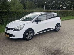 Gebruikt 2015 Renault Clio GrandTour LIMITED Stationwagen | € 5.300 (Goede deal)