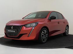 Rood Gebruikt 2022 Peugeot 208 Allure Hatchback | € 16.925 (Eerlijke prijs)