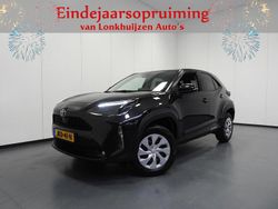 Zwart Gebruikt 2023 Toyota Yaris Cross Active SUV | € 24.340 (Goede deal)