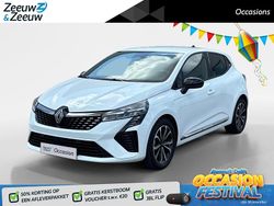Wit Gebruikt 2024 Renault Clio V Techno Hatchback | € 22.935 (Eerlijke prijs)