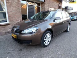 Bruin, metallic lak Gebruikt 2011 VW Golf VI Comfortline Stationwagen | € 3.499 (Eerlijke prijs)