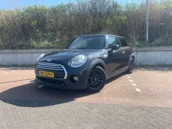 Bruin Gebruikt 2014 Mini Cooper Hatchback | € 12.495 (Eerlijke prijs)
