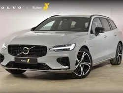 Grijs Nieuw 2024 Volvo V60 Plus Stationwagen | € 61.907 (Duur)