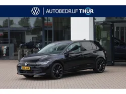 Zwart Gebruikt 2024 VW Golf VIII Edition Hatchback | € 36.950 (Iets duurder)
