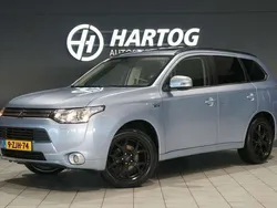 Blauw Gebruikt 2015 Mitsubishi Outlander P-HEV Instyle SUV | € 11.700 (Iets duurder)