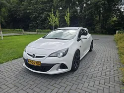 Wit Gebruikt 2013 Opel Astra OPC Hatchback | € 16.495 (Eerlijke prijs)