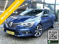 Blauw Gebruikt 2017 Renault Mégane GrandTour Bose Edition Stationwagen | € 11.845 (Eerlijke prijs)