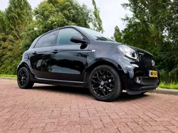 Zwart Gebruikt 2017 Smart ForFour Passion Sedan | € 8.499 (Eerlijke prijs)