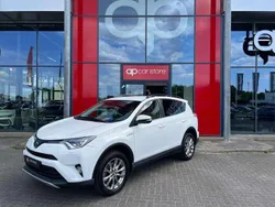 Wit Gebruikt 2019 Toyota RAV4 Hybrid Executive SUV | € 28.999 (Goede deal)