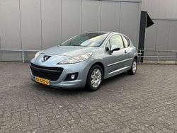 Blauw Gebruikt 2011 Peugeot 207 Access Hatchback | € 2.495 (Goede deal)