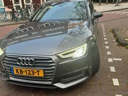Grijs Gebruikt 2016 Audi A4 S-Line Stationwagen | € 14.500