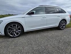Wit Gebruikt 2020 Skoda Superb SportLine Stationwagen | € 32.000 (Eerlijke prijs)