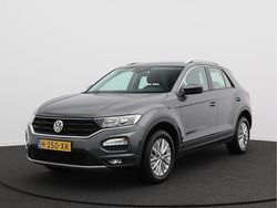 Grijs Gebruikt 2020 VW T-Roc Business SUV | € 19.450 (Goede deal)