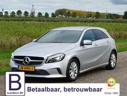 Grijs Gebruikt 2016 Mercedes A180 Ambition Hatchback | € 16.045 (Eerlijke prijs)