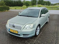 Groen Gebruikt 2005 Toyota Avensis Executive Stationwagen | € 3.399 (Iets duurder)