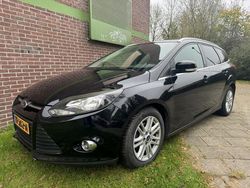 Zwart Gebruikt 2012 Ford Focus Stationwagen | € 2.245 (Super prijs)