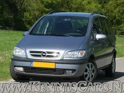 Zilver Gebruikt 2003 Opel Zafira MPV | € 2.850