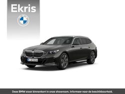 Grijs Nieuw 2025 BMW 520 M Sport Stationwagen | € 86.885 (Super prijs)