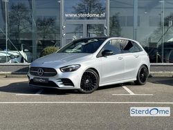 Grijs Gebruikt 2023 Mercedes B200 AMG line MPV | € 42.950 (Duur)