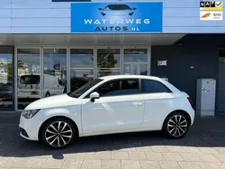 Wit Gebruikt 2010 Audi A1 Attraction Hatchback | € 5.250 (Eerlijke prijs)