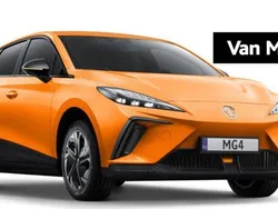 Oranje Nieuw 2025 MG MG4 EV Hatchback | € 26.050 (Super prijs)
