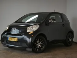 Zwart Gebruikt 2009 Toyota iQ Comfort Hatchback | € 2.950 (Eerlijke prijs)