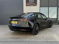Zwart Gebruikt 2022 Tesla Model 3 Performance Sedan | € 33.999 (Goede deal)