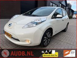 Wit Gebruikt 2015 Nissan Leaf Tekna Hatchback | € 6.750 (Eerlijke prijs)