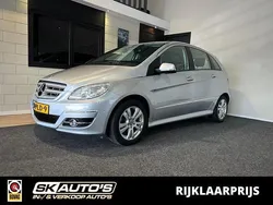 Grijs Gebruikt 2010 Mercedes B180 MPV | € 6.495 (Eerlijke prijs)