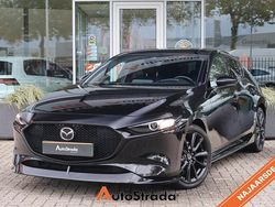 Zwart Gebruikt 2022 Mazda 3 Sportive Hatchback | € 24.900 (Eerlijke prijs)