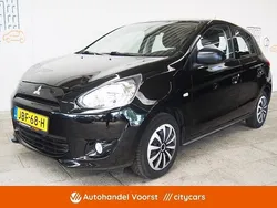 Zwart Gebruikt 2014 Mitsubishi Space Star Hatchback | € 6.395 (Eerlijke prijs)