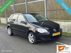 Zwart Gebruikt 2006 VW Polo Hatchback | € 3.999 (Iets duurder)