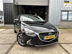 Zwart Gebruikt 2017 Mazda 2 Dynamic Hatchback | € 12.599 (Eerlijke prijs)
